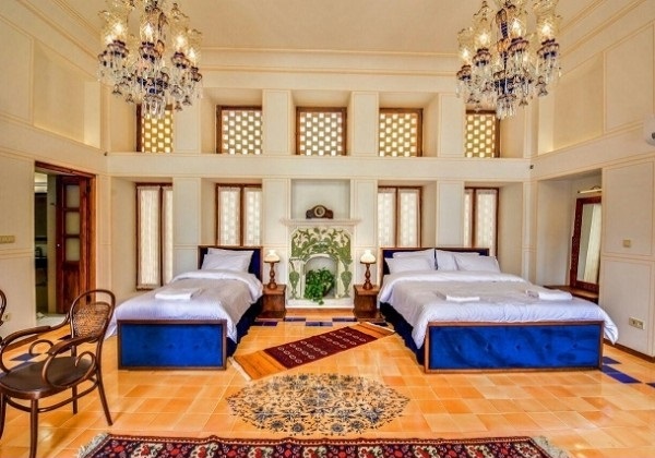 اتاق سه تخته اقامتگاه سنتی کریاس اصفهان